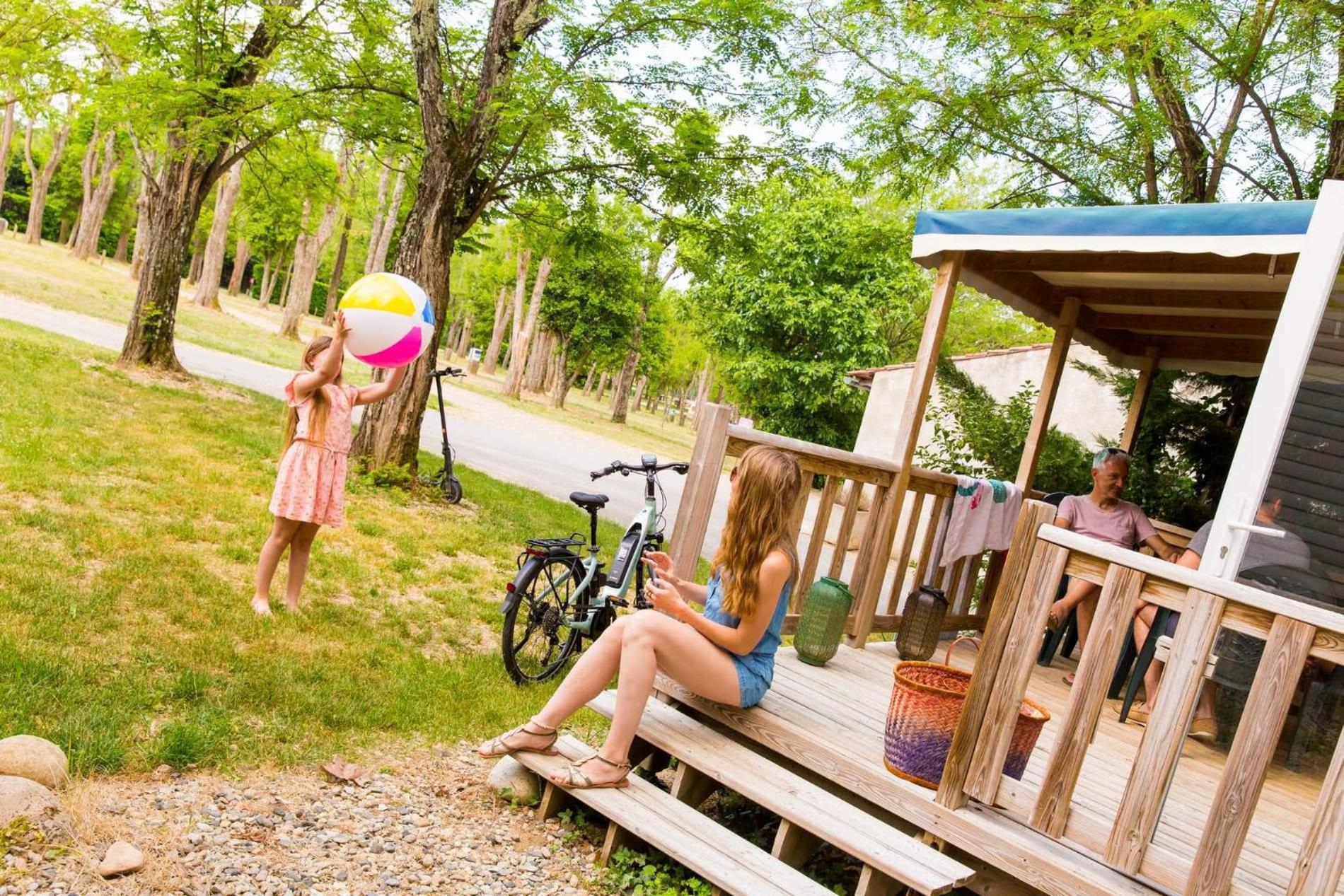 Camping La Chapouliere Ruoms Bagian luar foto