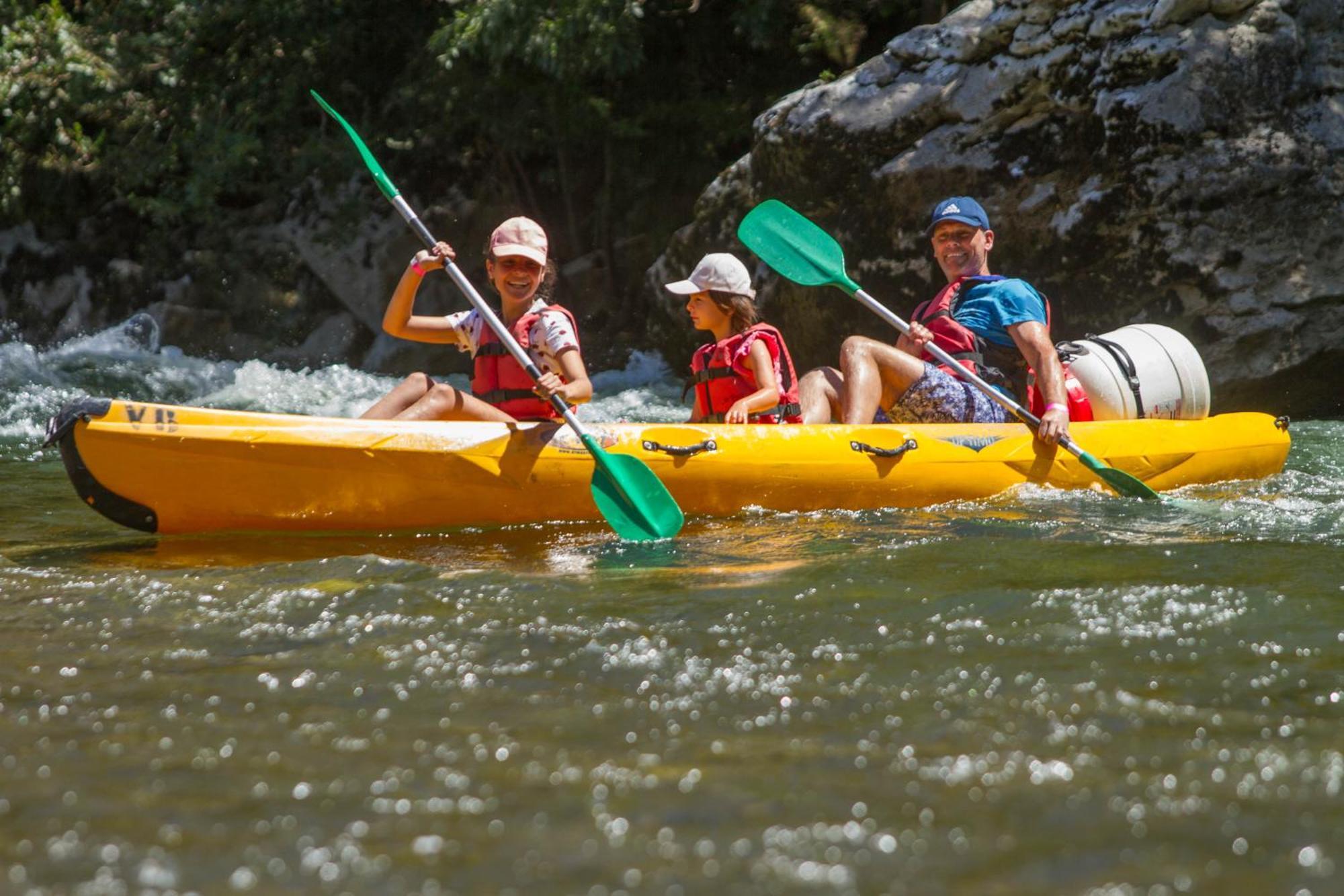 Camping La Chapouliere Ruoms Bagian luar foto