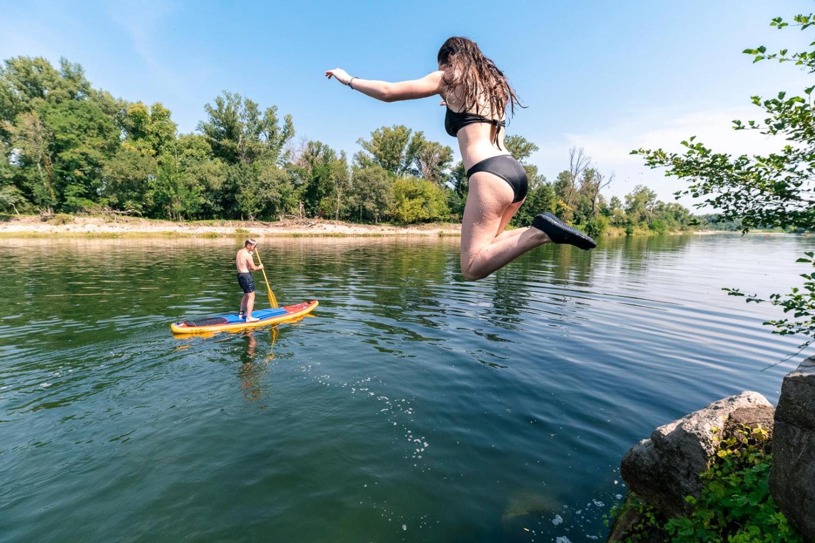 Camping La Chapouliere Ruoms Bagian luar foto