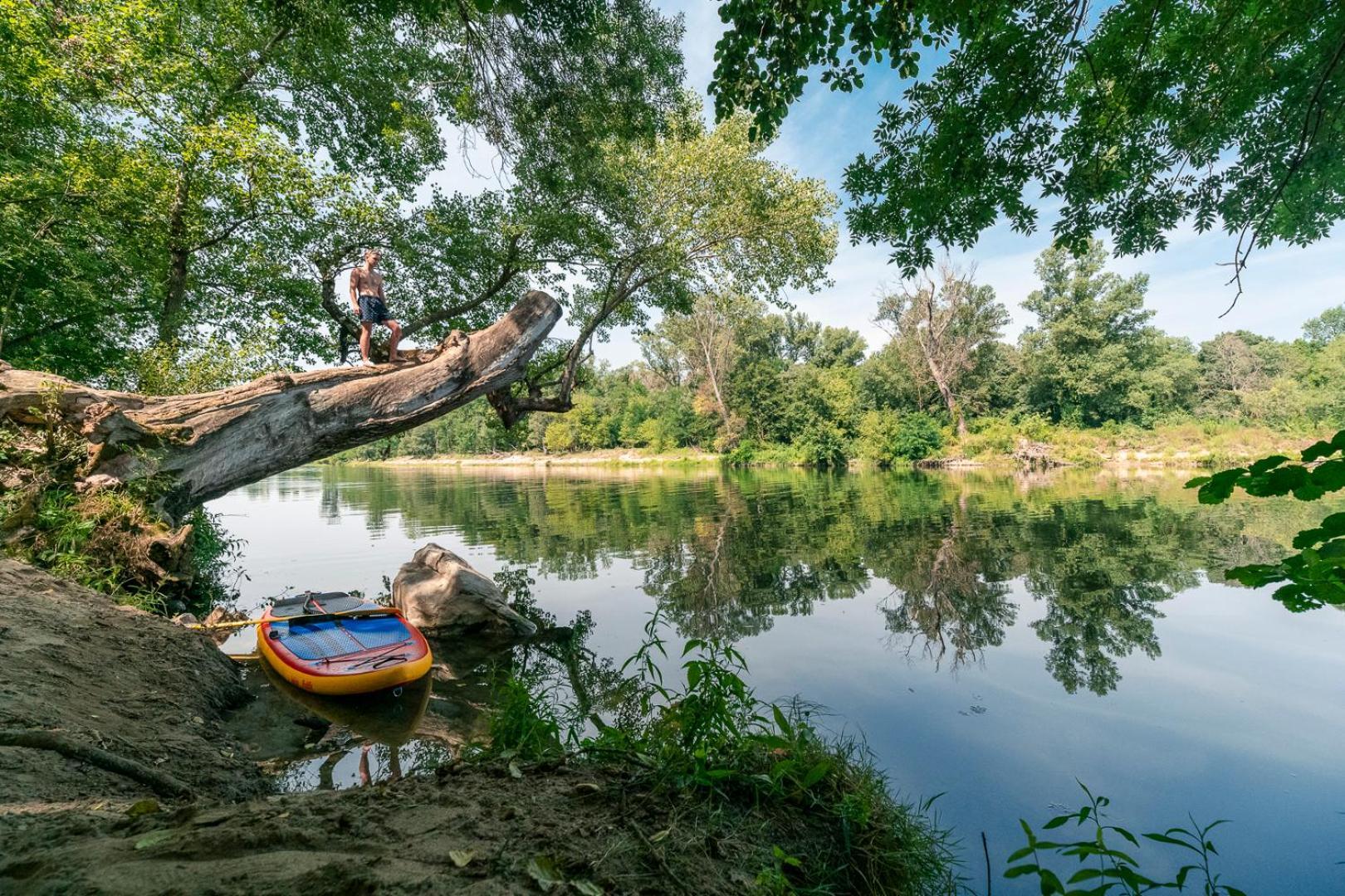 Camping La Chapouliere Ruoms Bagian luar foto