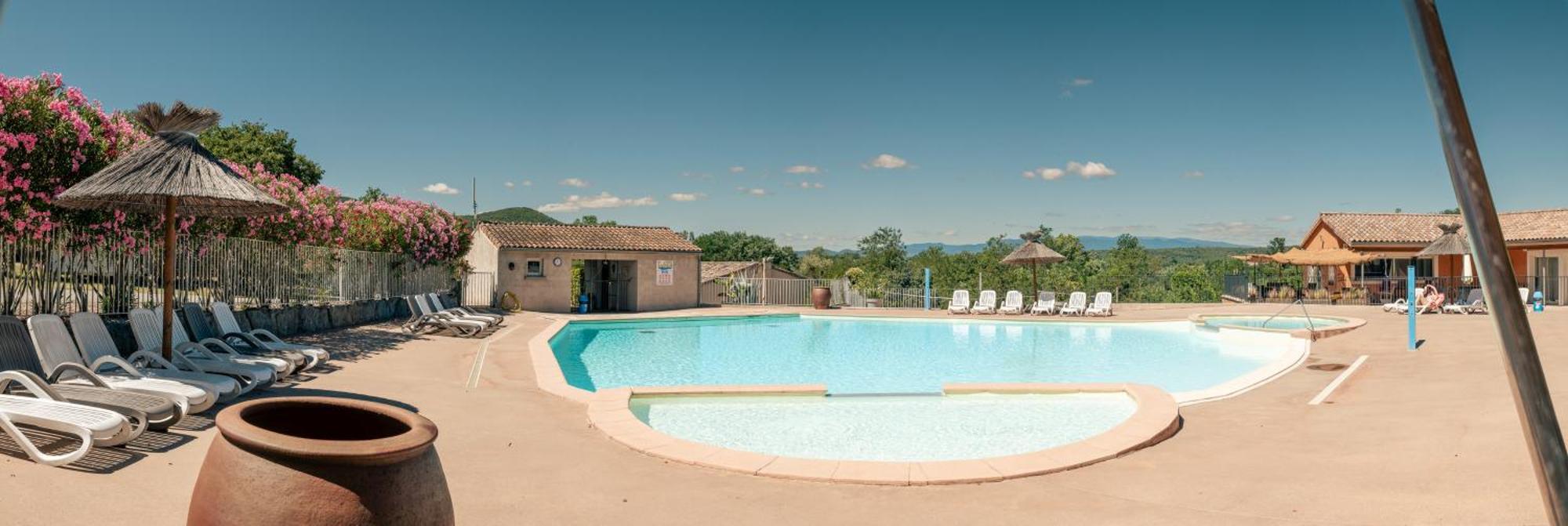 Camping La Chapouliere Ruoms Bagian luar foto