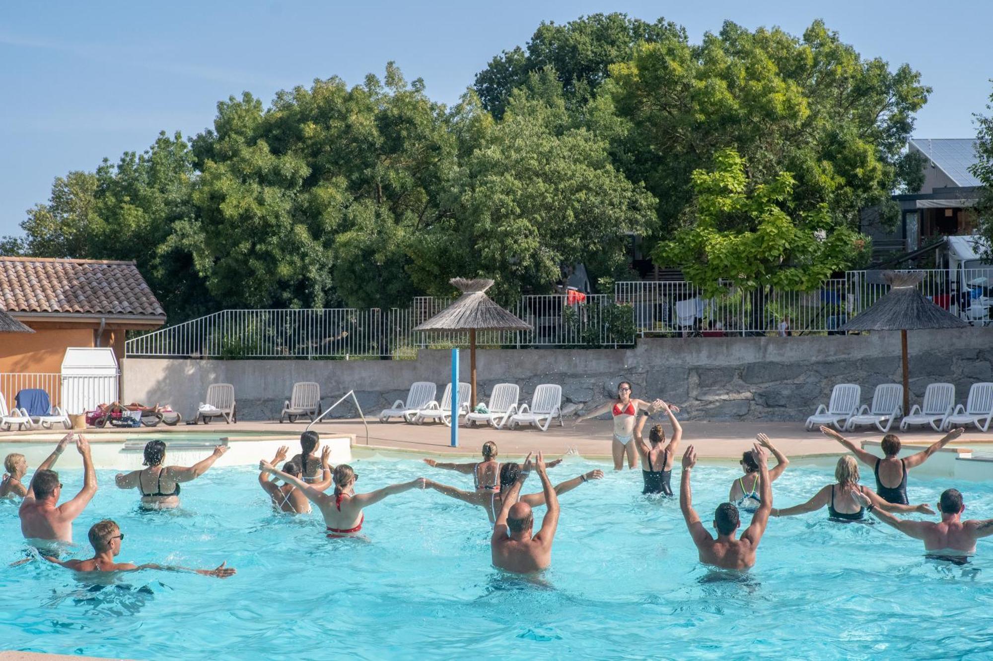 Camping La Chapouliere Ruoms Bagian luar foto